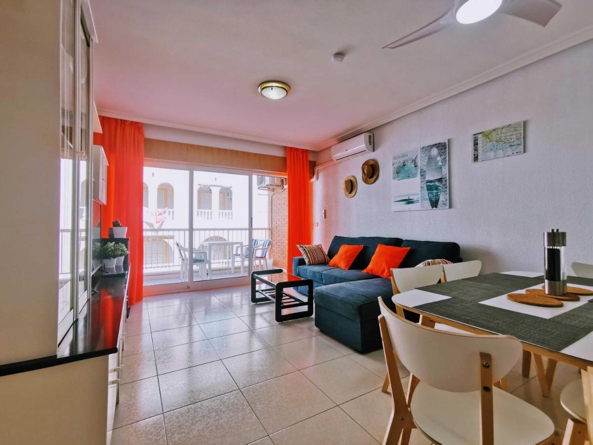 El Sombrero Apartment With Free Wifi Playa Del Cura تورّيفيِخا المظهر الخارجي الصورة