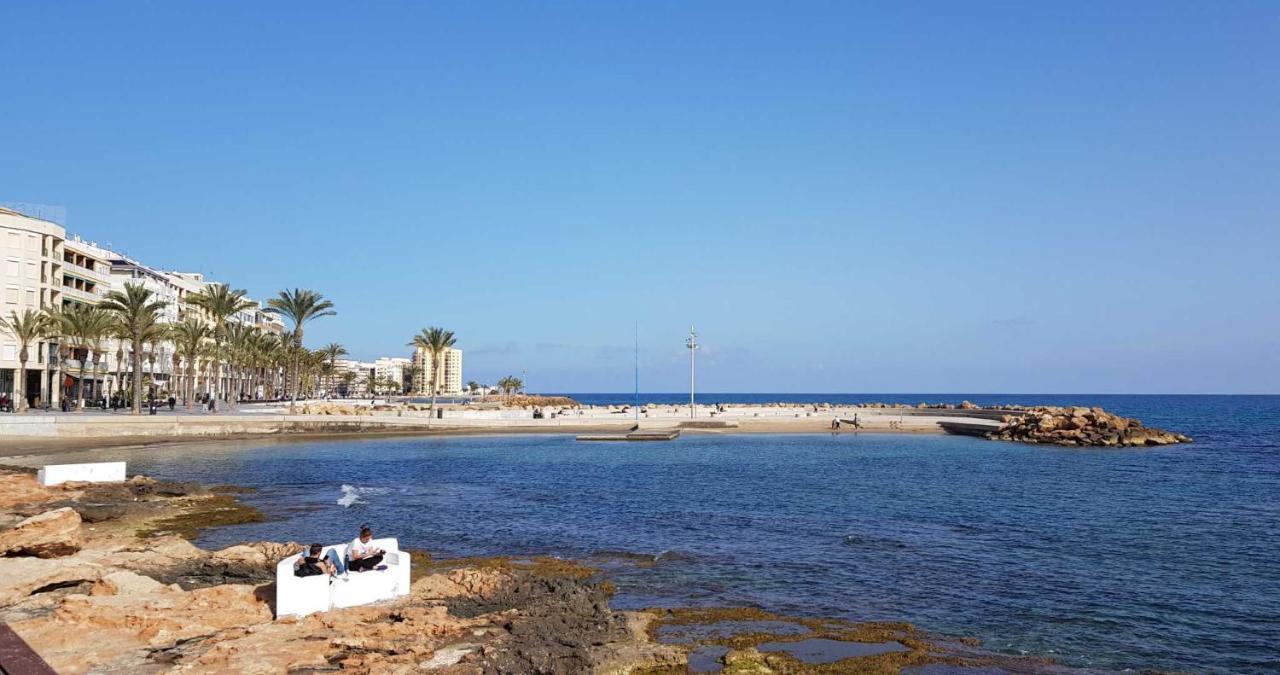 El Sombrero Apartment With Free Wifi Playa Del Cura تورّيفيِخا المظهر الخارجي الصورة